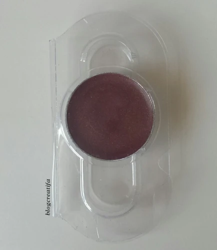 ELF Custom lips lip gloss lipstick 2603 berry Brown review swatch swatches insert